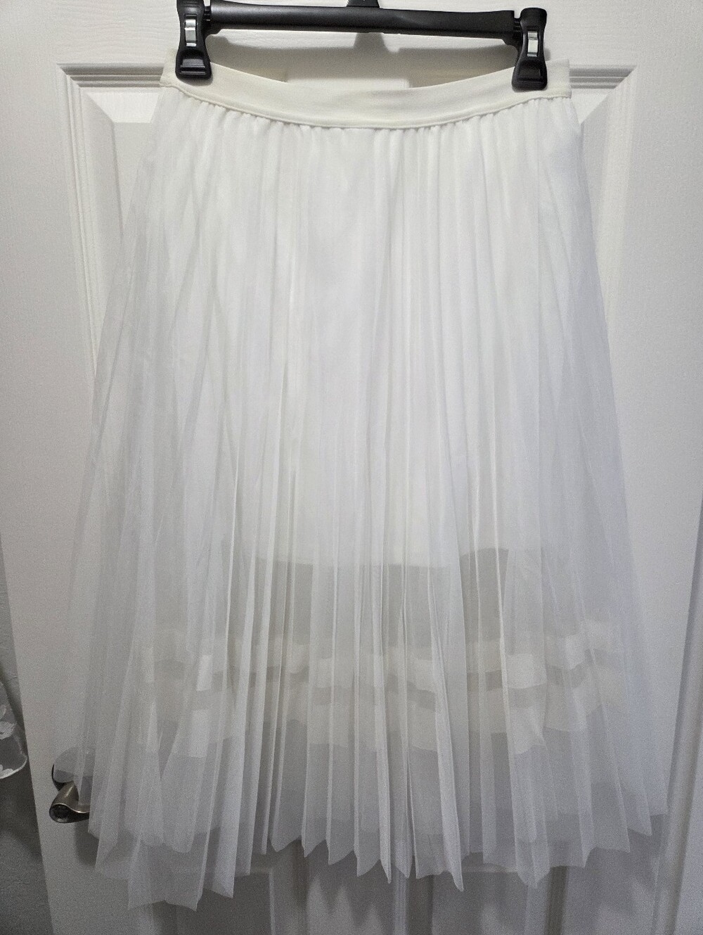 7m Pleated Tulle Midi Skirt